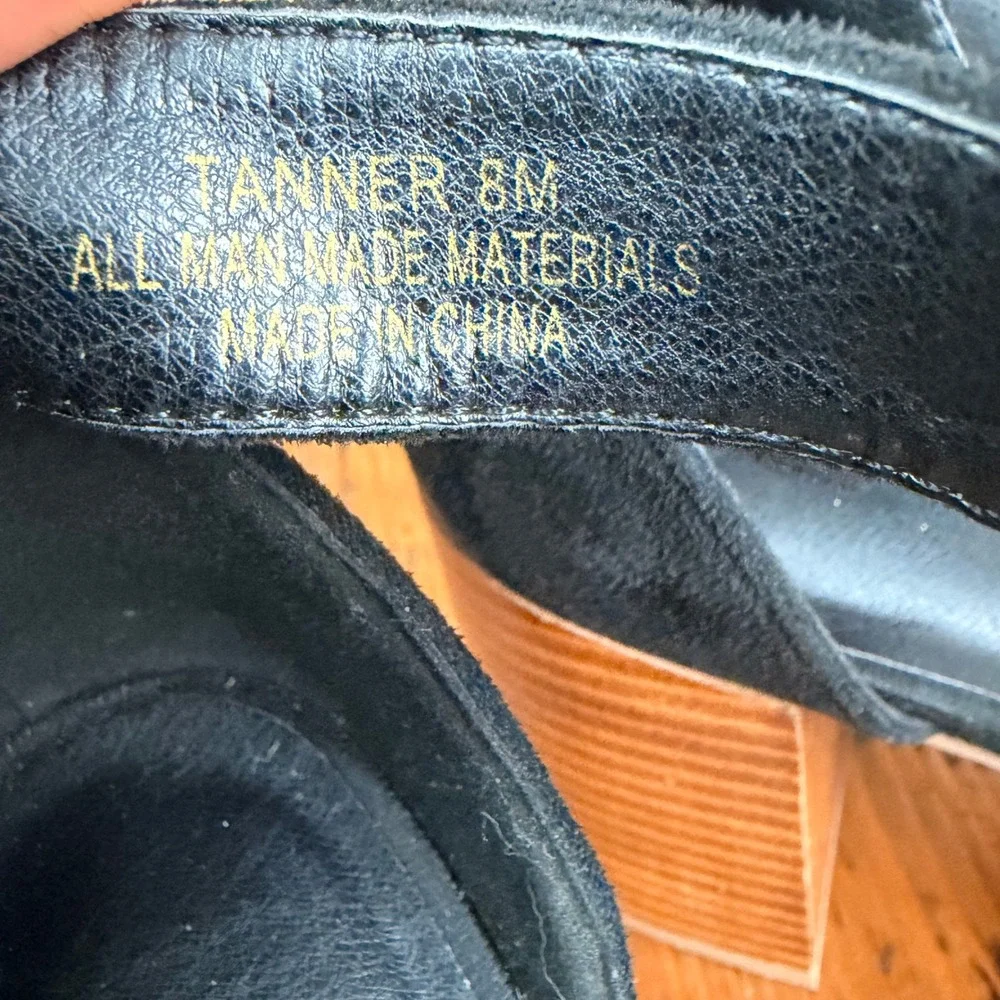 Cushionaire Tanner Black Platform Wood Block Heel Square‎ Toe Pumps 8M